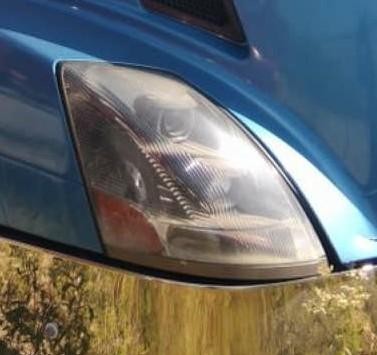 For 2012 VOLVO VNL HEADLIGHT Right ,  IL