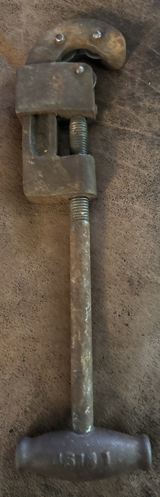 Vintage Cast Iron 3 Blade Pipe Cutter Tool—13”