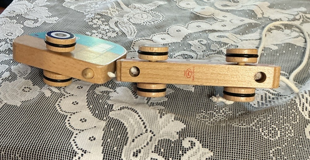 Road Trip Pull Toy Wooden