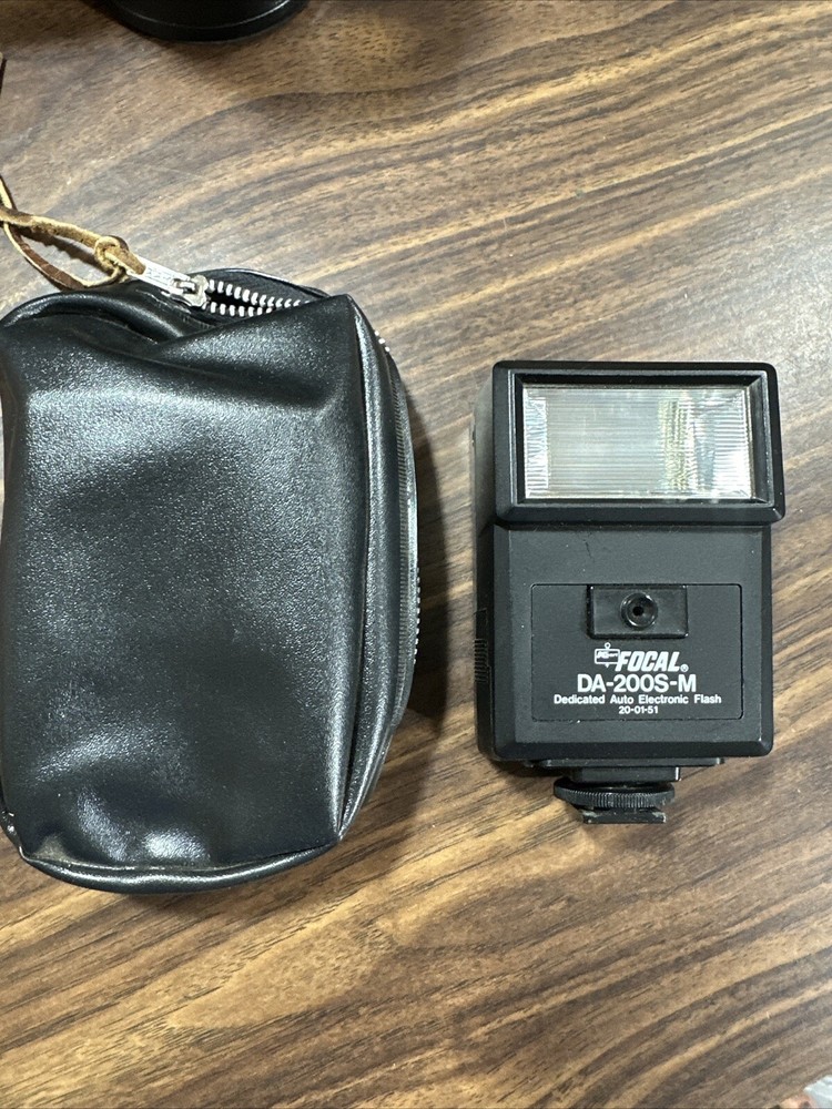 Focal DA-200S-M Auto Electronic Camera Flash