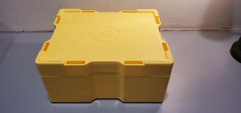 Silver Maple Leaf Yellow Monster Box - Empty - No Tubes