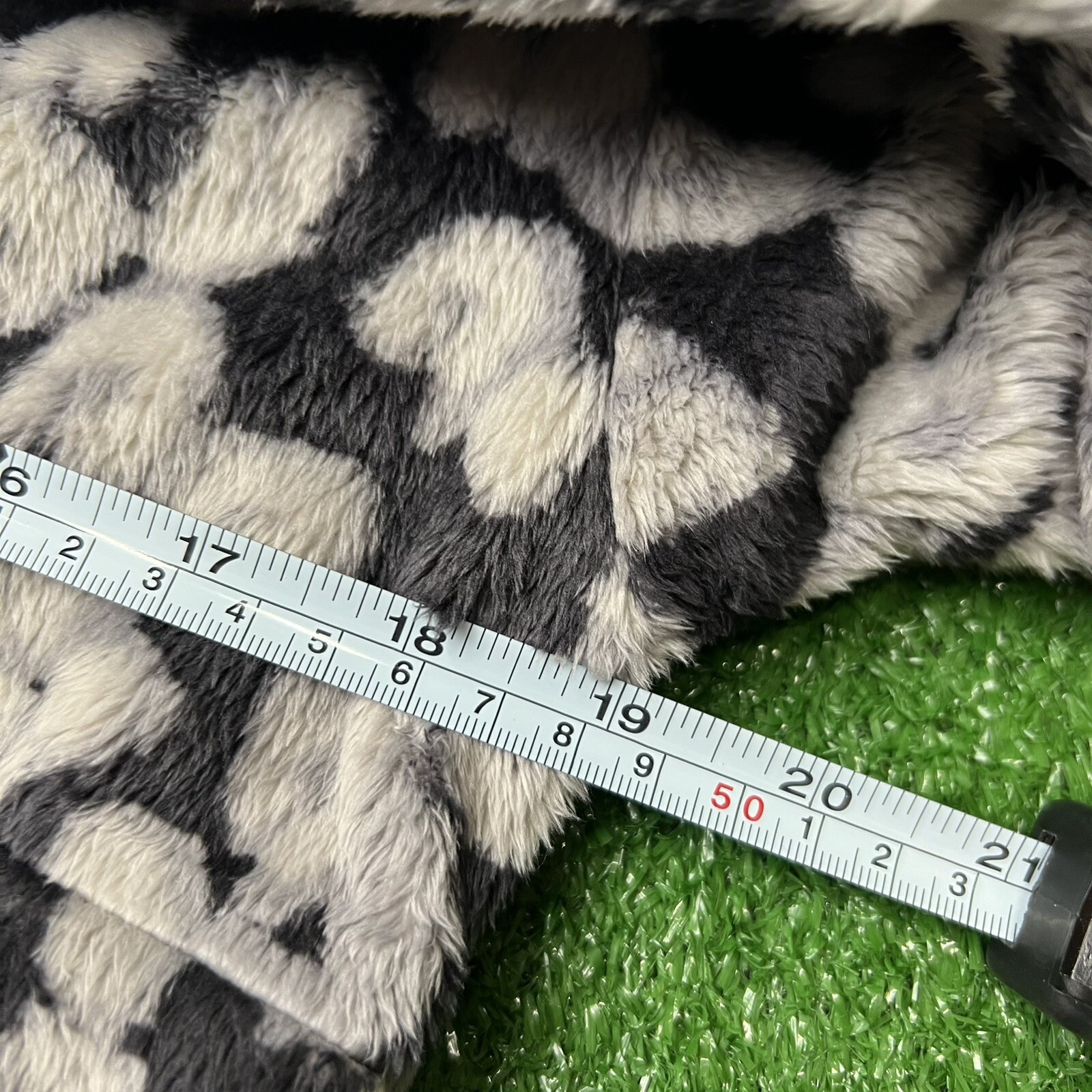 North Face Jacket Sz Large Girls Printed Osolita Leopard Print Full Zip