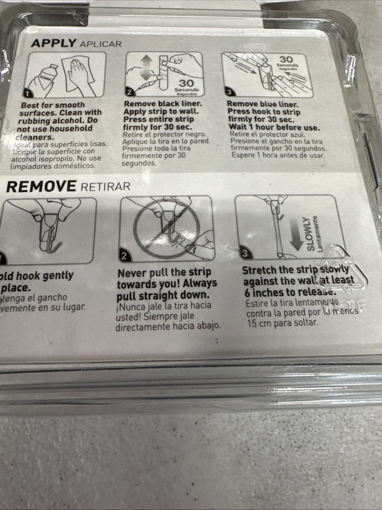 Command Small Wire Hooks 9 Hooks And 12 Strips 17067CLR-9ES {A}