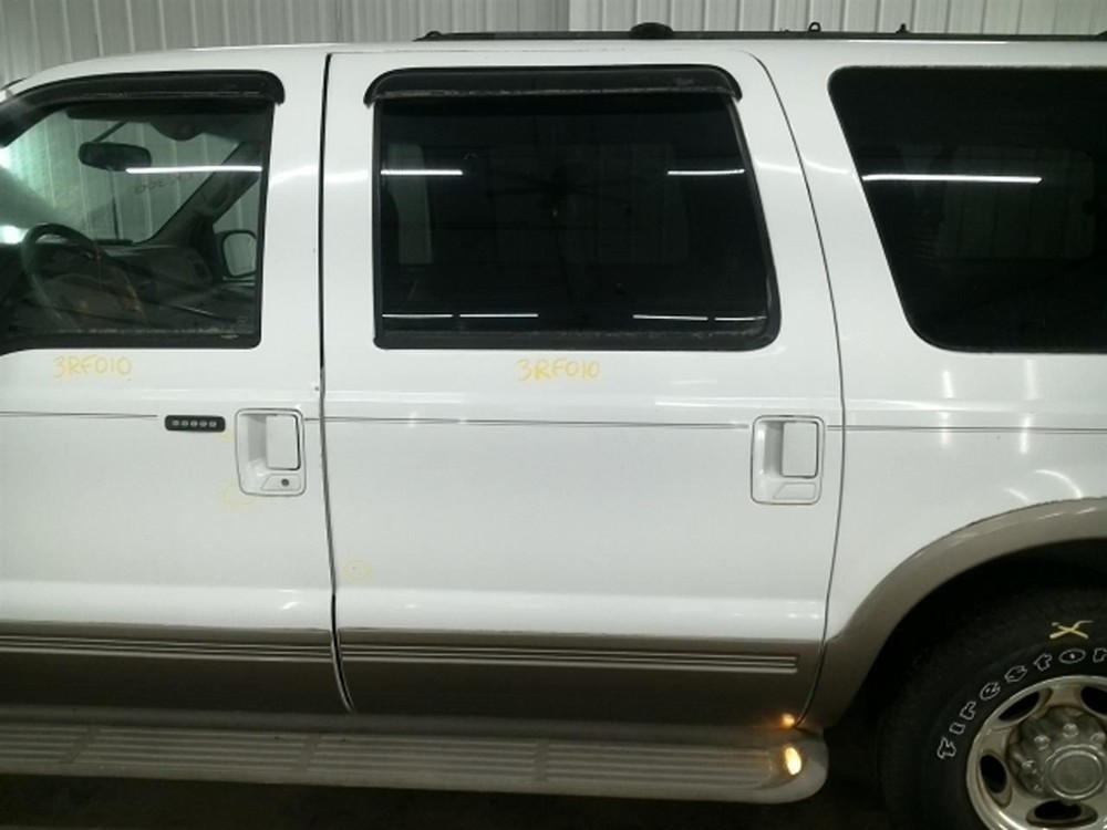 Stabilizer Bar Front Fits 00-05 EXCURSION 104857328