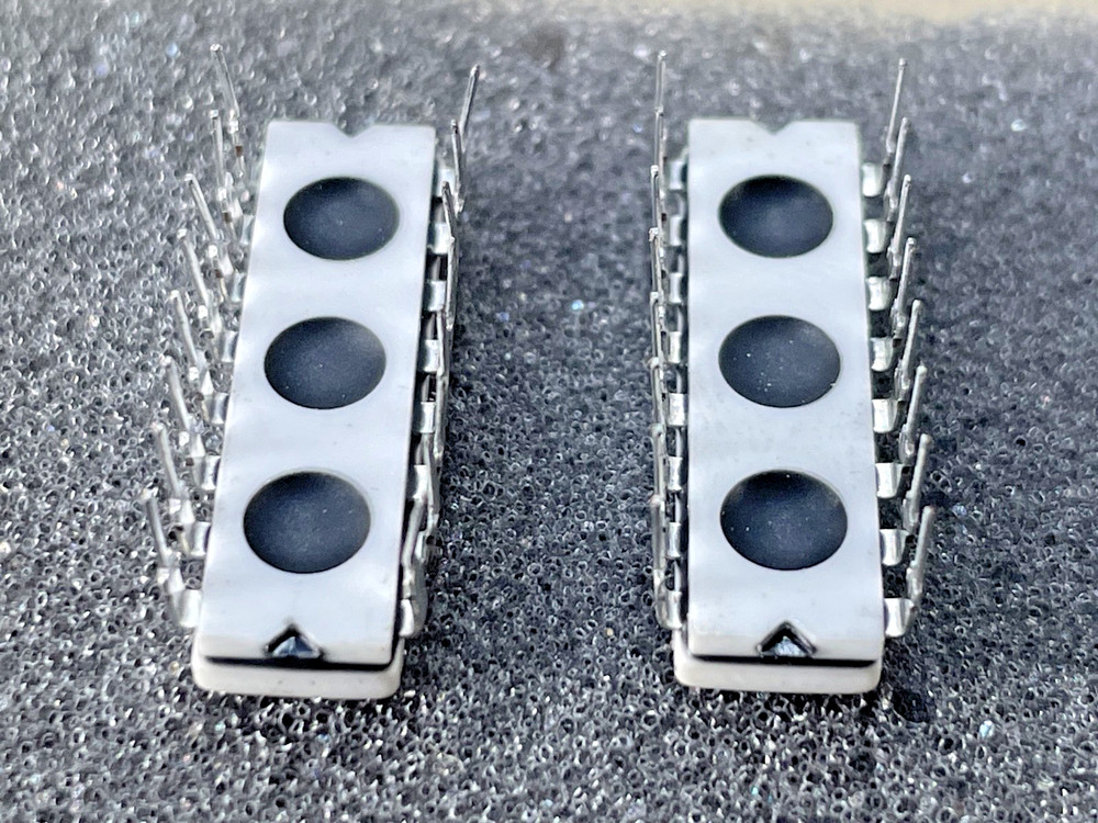 Old School Kicker 80Hz Chip, Pair, NOS