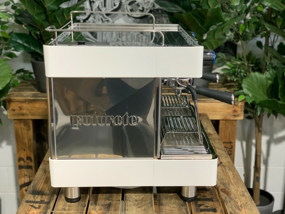 FUTURETE HORIZONT COMPACT 2 GROUP NEW WHITE TANKED ESPRESSO COFFEE MACHINE CAFE