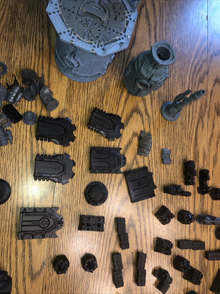 Warhammer 40k Terrain And Bits Lot