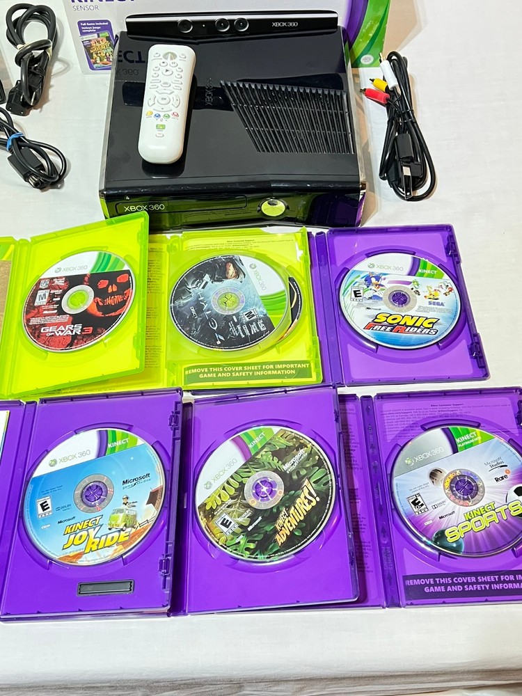 XBOX 360 SYSTEM, GAMES, KINECT SENSOR, XBOX 360 REMOTE CONTROLE EXCELLENT SHAPE