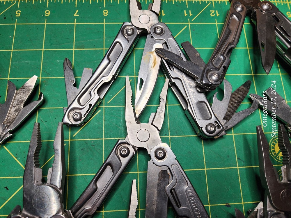 Leatherman Rev one at random great conditions. x1(ONE) per order