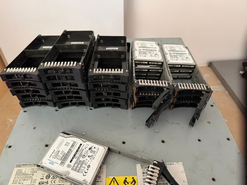 2072-24C IBM Storwize V3700 SAN Array 2.5 Dual Control Enclosure