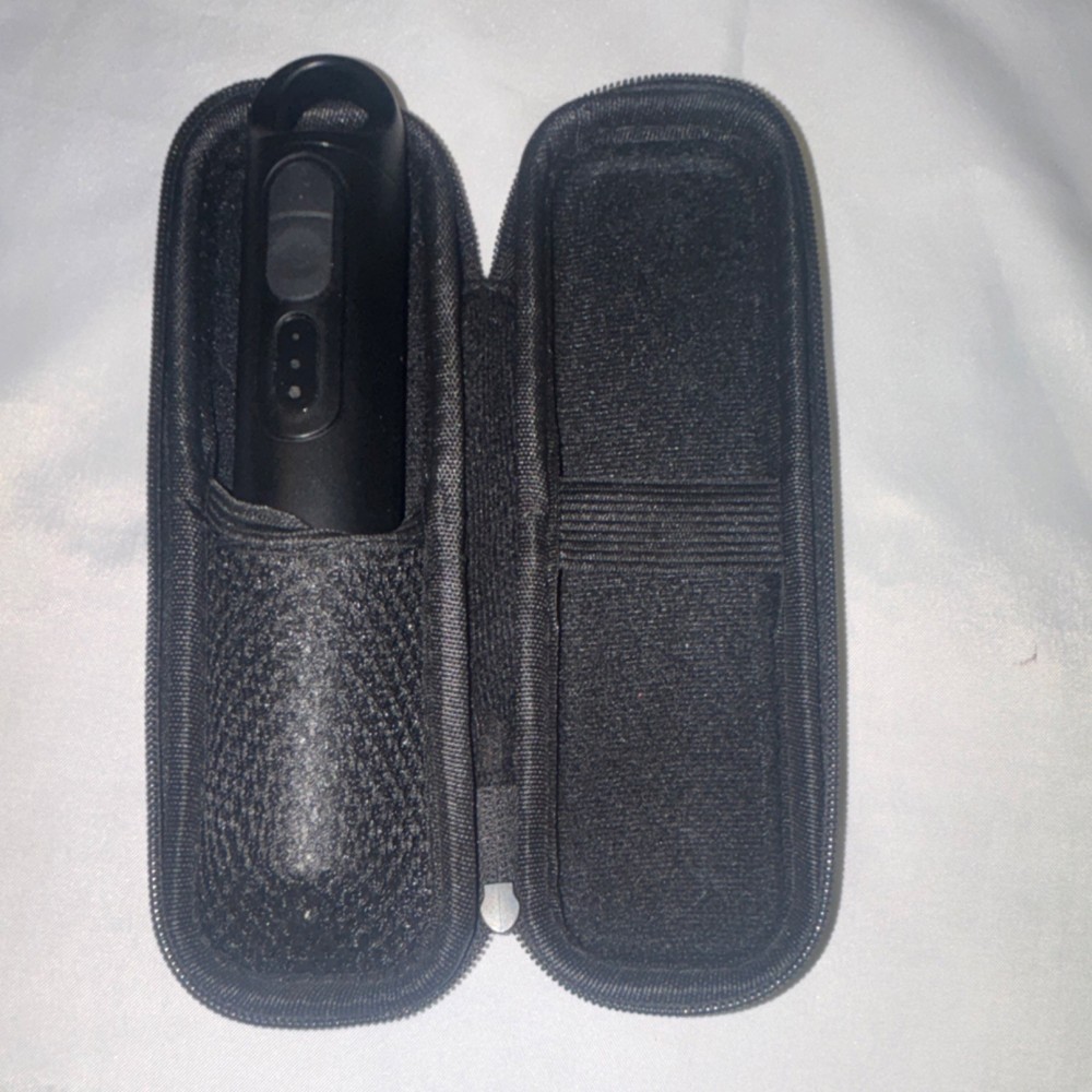 VOMELON Black Pointer Remote Control with Carrying Case