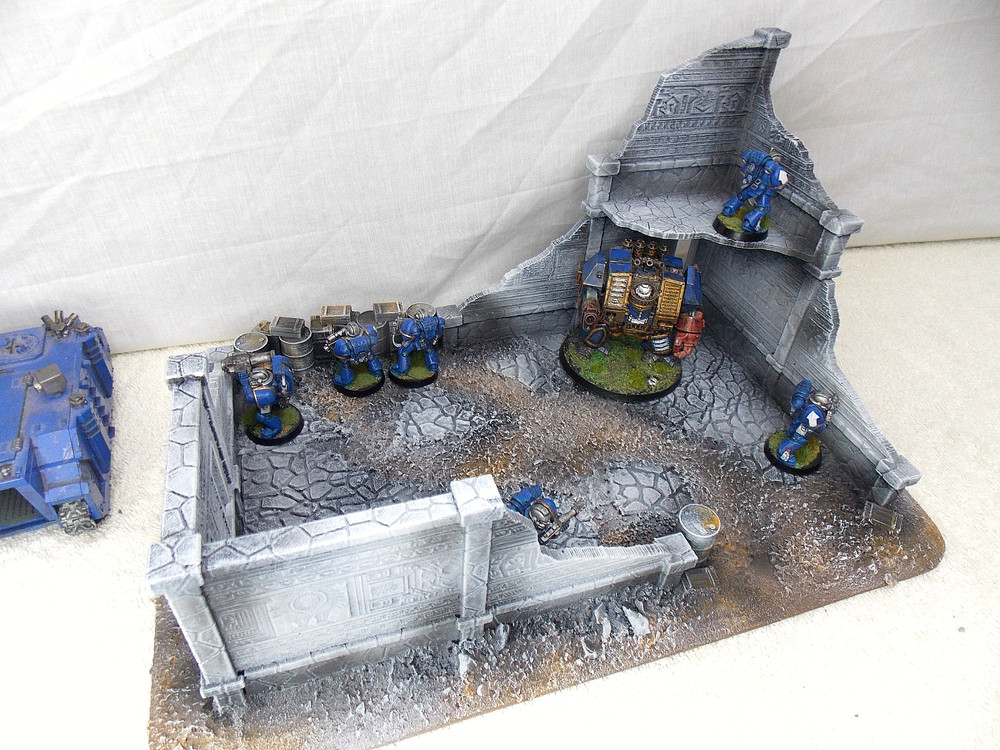 WARGAMING TERRAIN PAINTED BUILDING