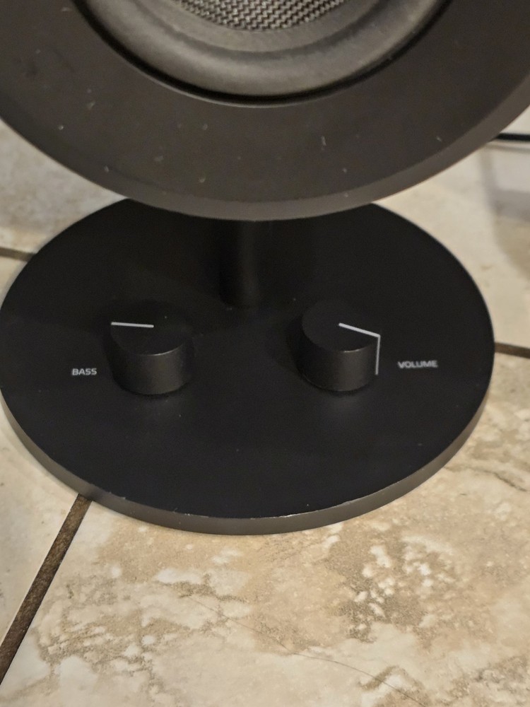 Razer Nommo Model# RZ05-0245