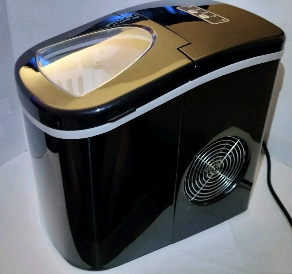 COOK'S ESSENTIALS 26 lbs Portable Compact Ice Machine - Black