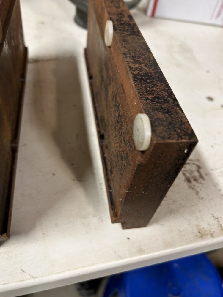 kurt vise jaws E . Haas