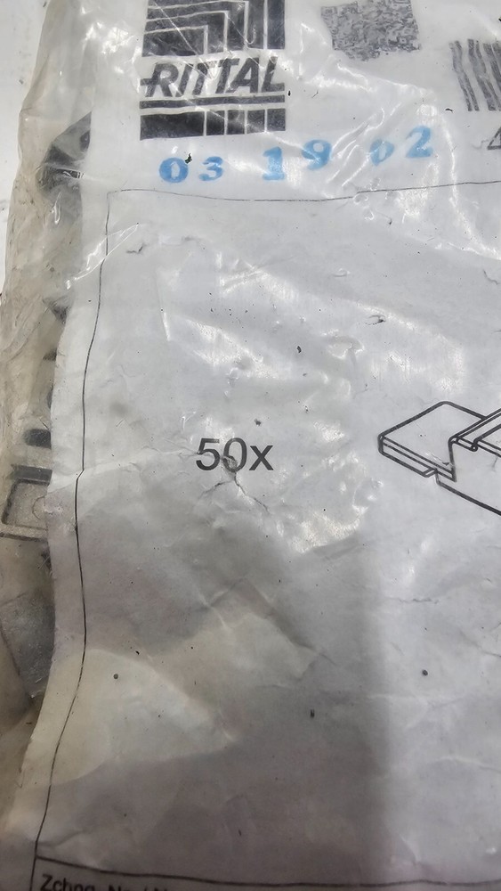 (QTY 100) Rittal Threaded Blocks 4162000 Rectangular System Punching 12.5x10.5mm