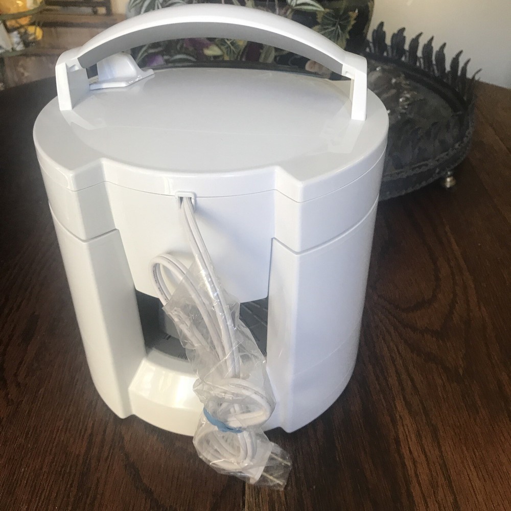 Black & Decker Automatic Jar Opener JW200 Lids Off, White