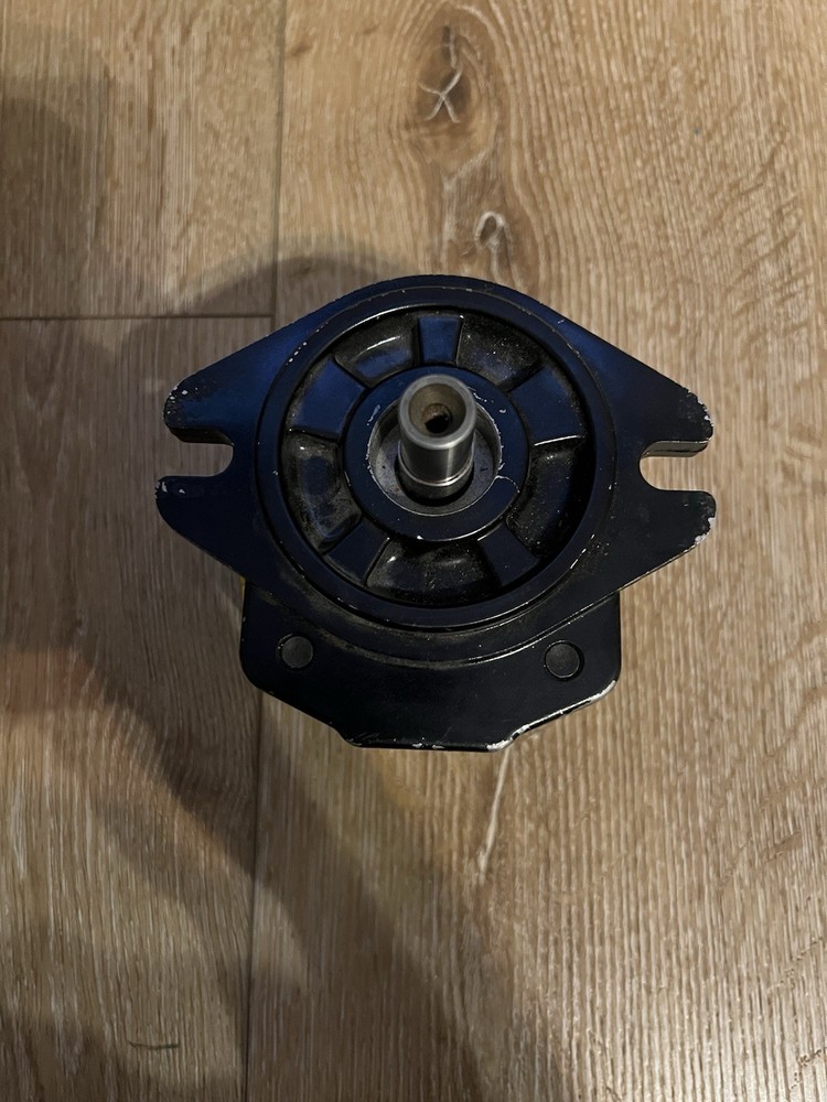 Sauer Danfoss Hydraulic Gear Pump Black