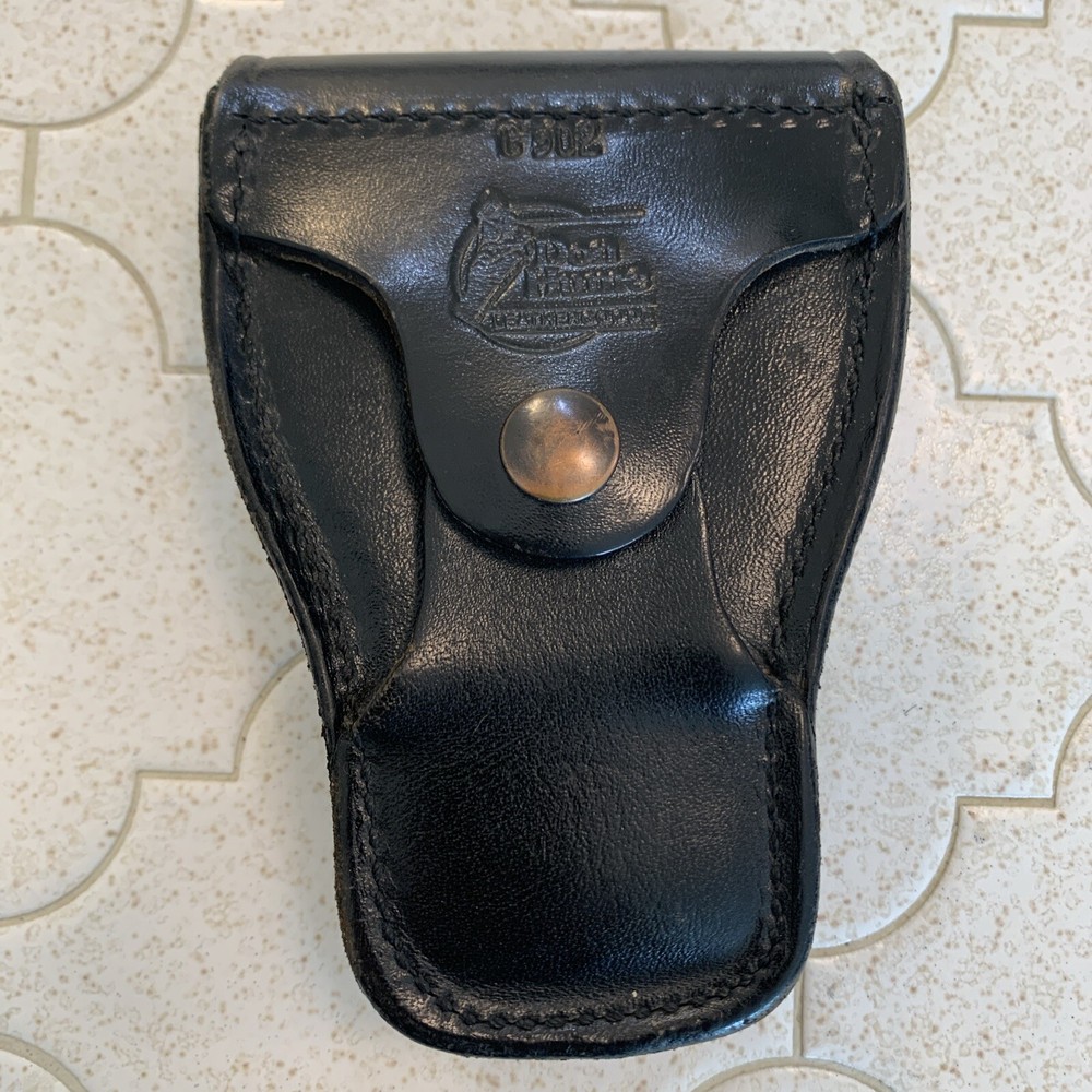 Don Hume Handcuff Case, Model C302, Original, Used, M5