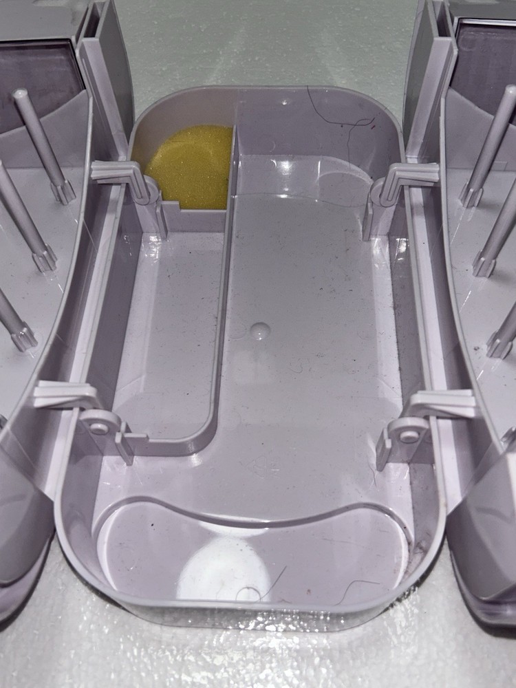 SINGER Sew Essentials Storage Case Portable Sewing Box Spool Organizer