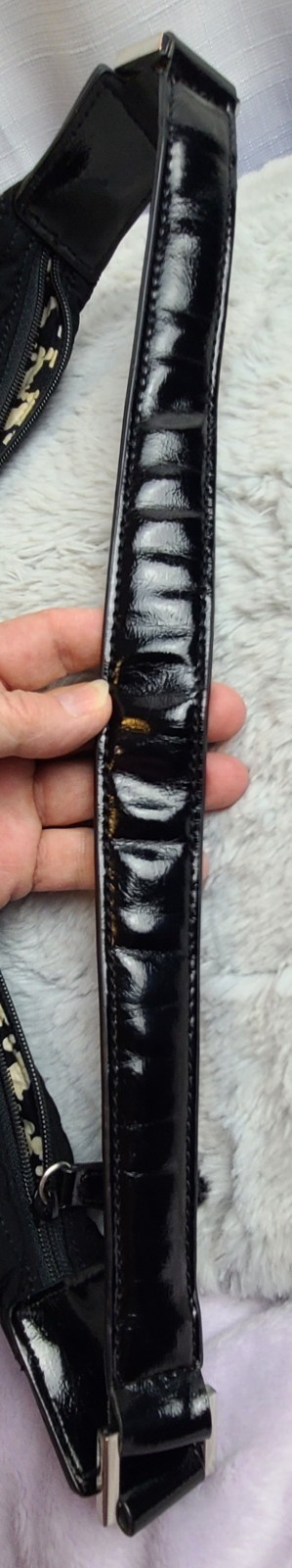 Vera Bradley Disneys Mickey Mouse Black Quilted Bucket Bag/Tote, Retired