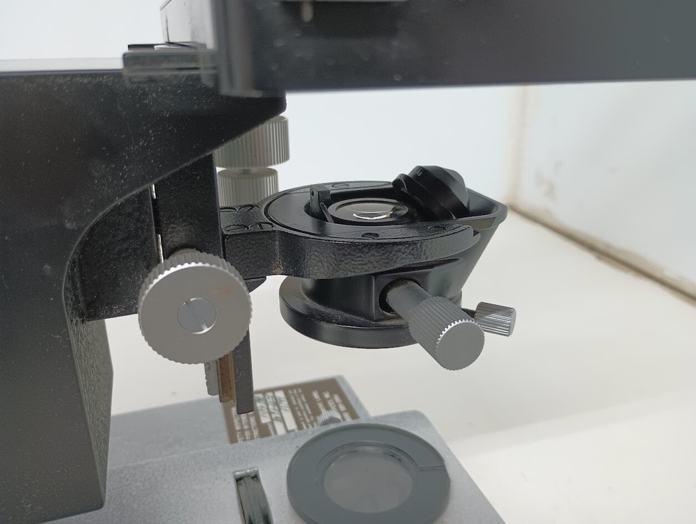 Vintage Leitz Wetzlar Dialux Microscope