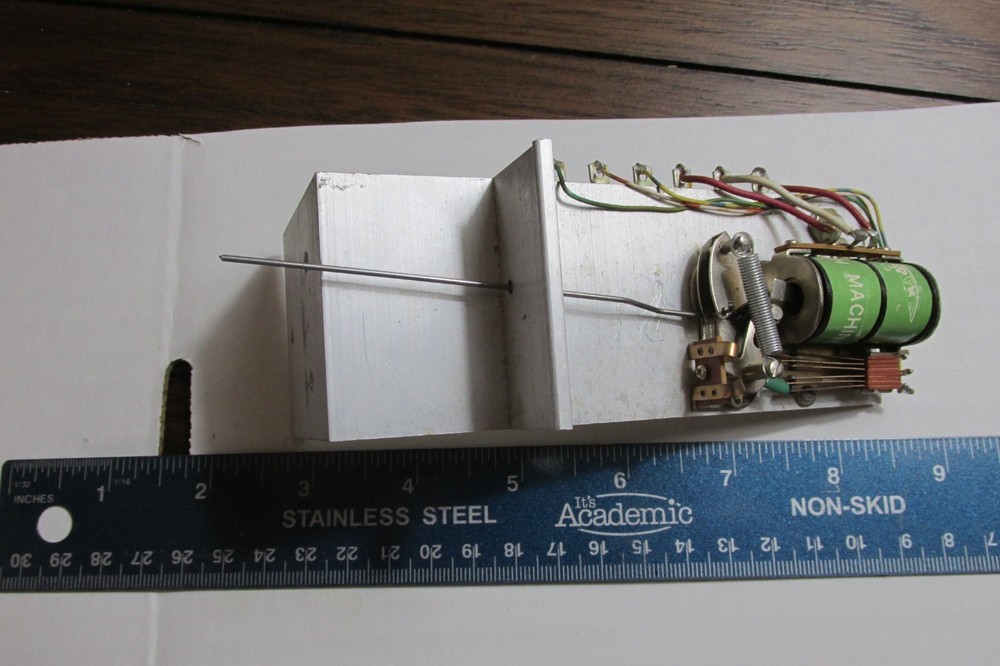 Layout Control System  Mount Switch Machine