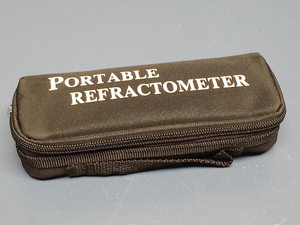 Laxco - CC0280600 - RH Series - Portable Refractometer For Fleetguard, Cummins