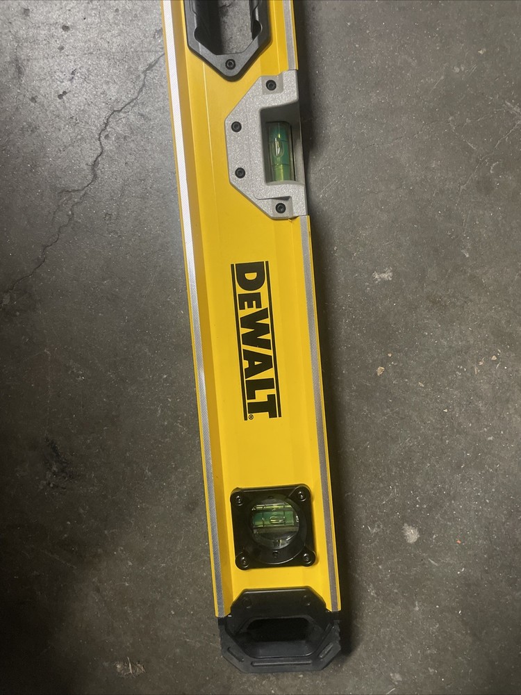 Dewalt - 24In Mag Box Beam Level ()