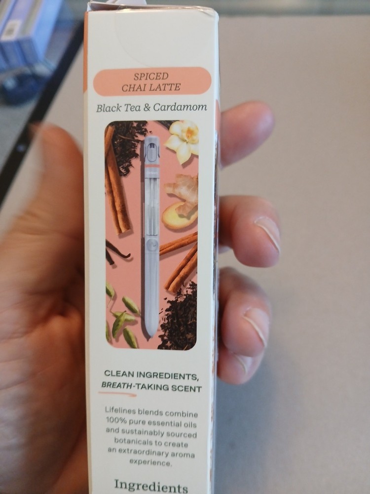 Lifelines Pen Diffuser with Essential Oil Blend - Cinnamon Roll 2 ink refills
