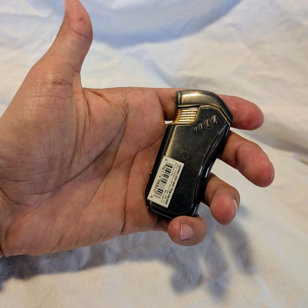 Retro Sci-Fi Design Refillable Pocket Cool Lighter