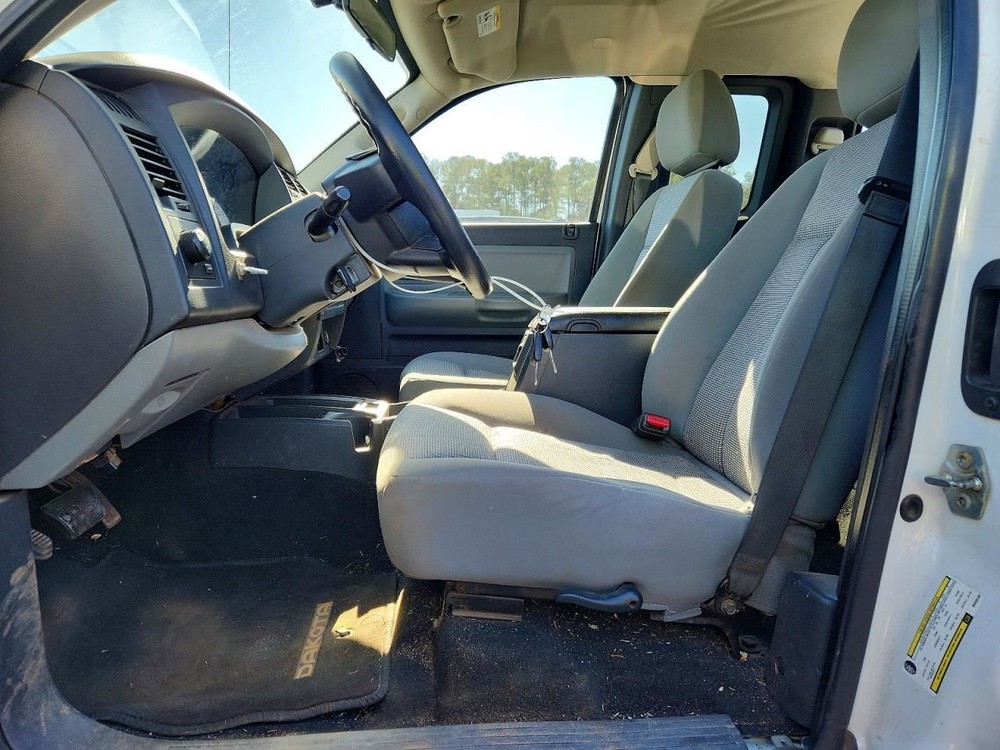 Fuse Box Engine Fits 08-11 DAKOTA 4966070