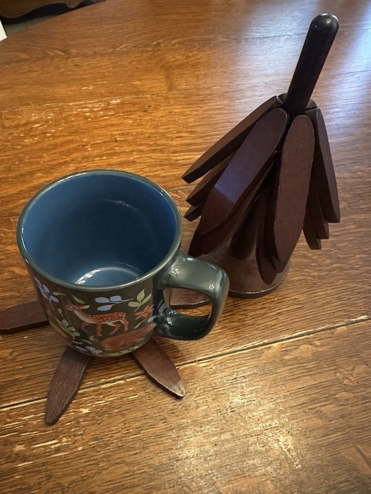 Wood Trivet Tree