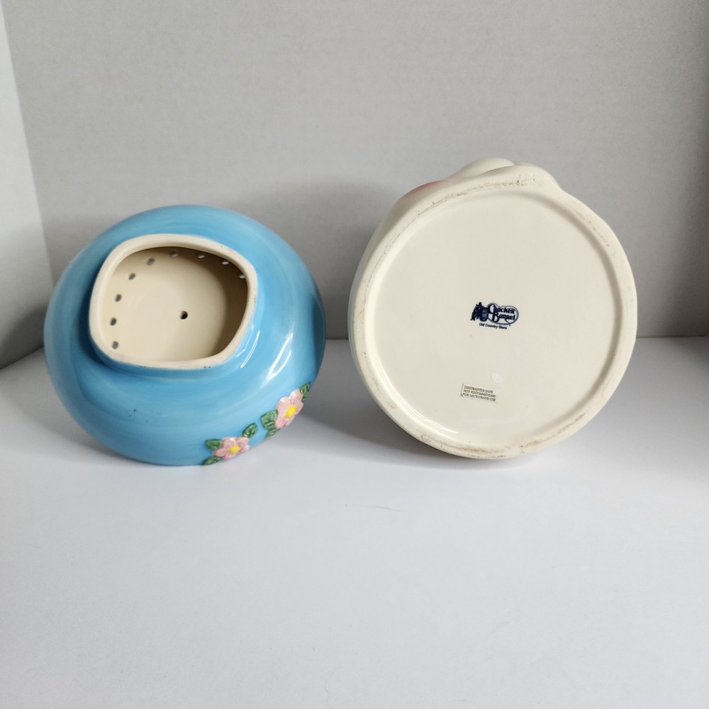 Cracker Barrel Bunny Rabbit Ceramic Citrus Juicer Reamer 2Piece Set Easter Decor