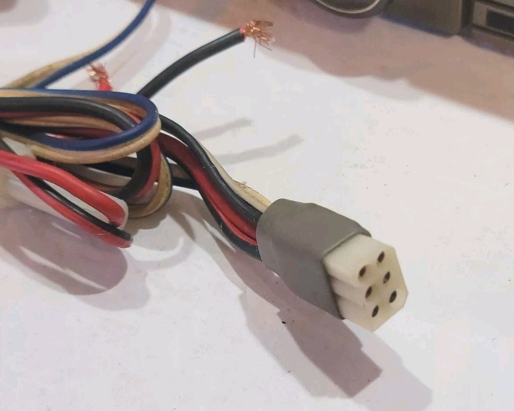 Icom VHF Marine Transceiver IC-M80 Untested