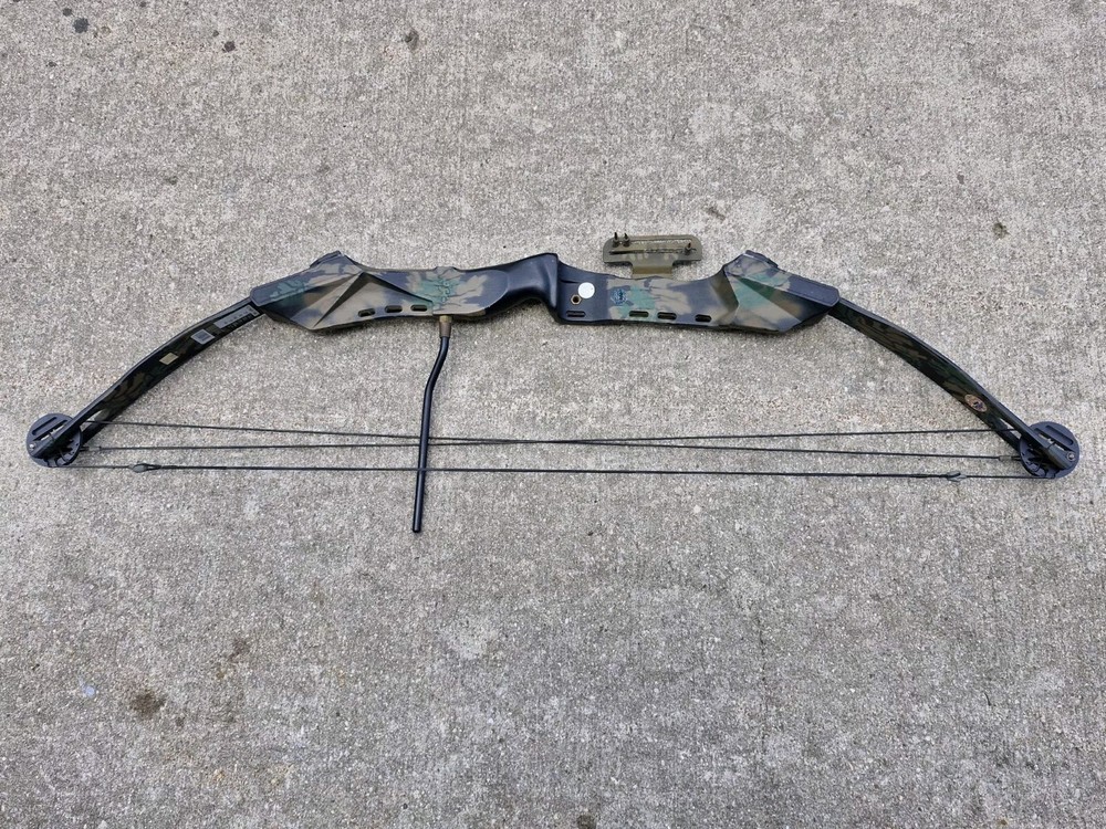 PSE Compound Bow Game Sport series Lightning-Flite 2