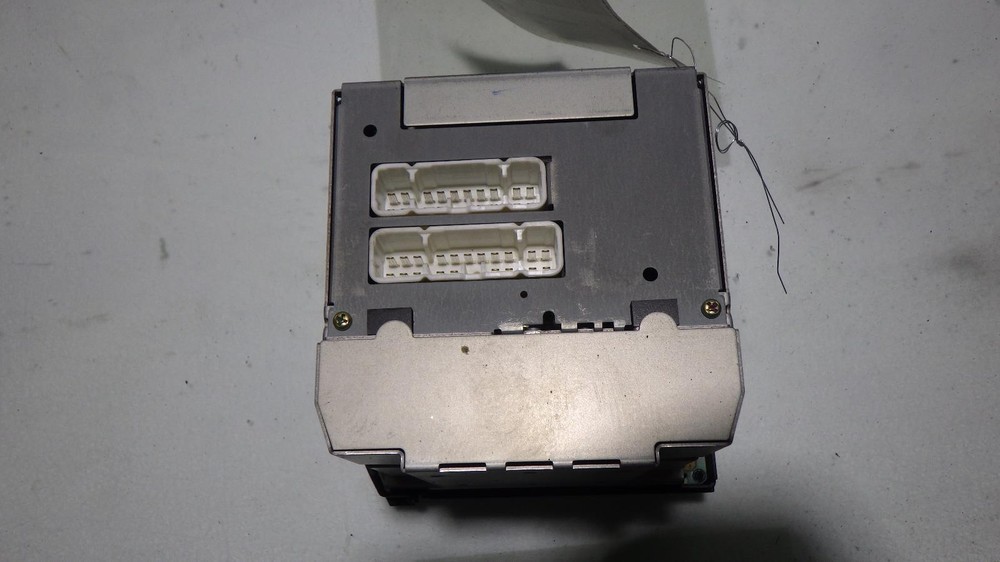 02 JAGUAR S TYPE Info Screen XR8310E889