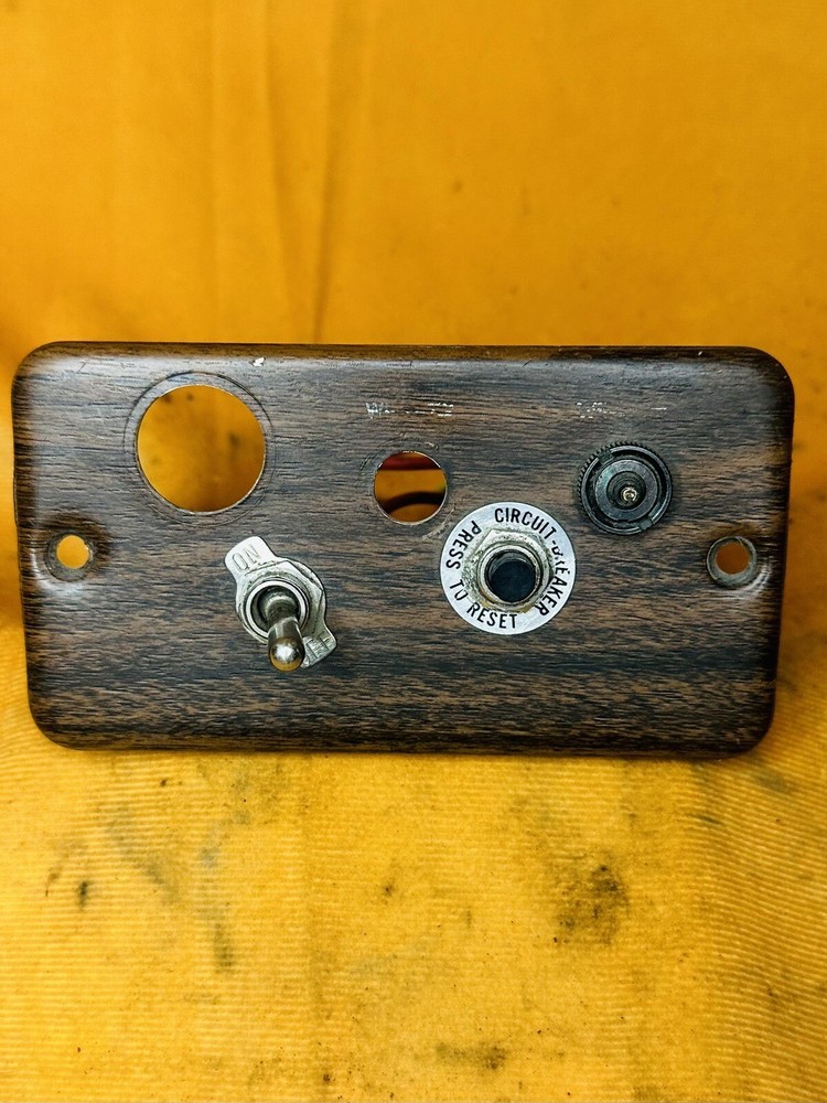 Freightliner FLD 120 Switch Dash Assembly