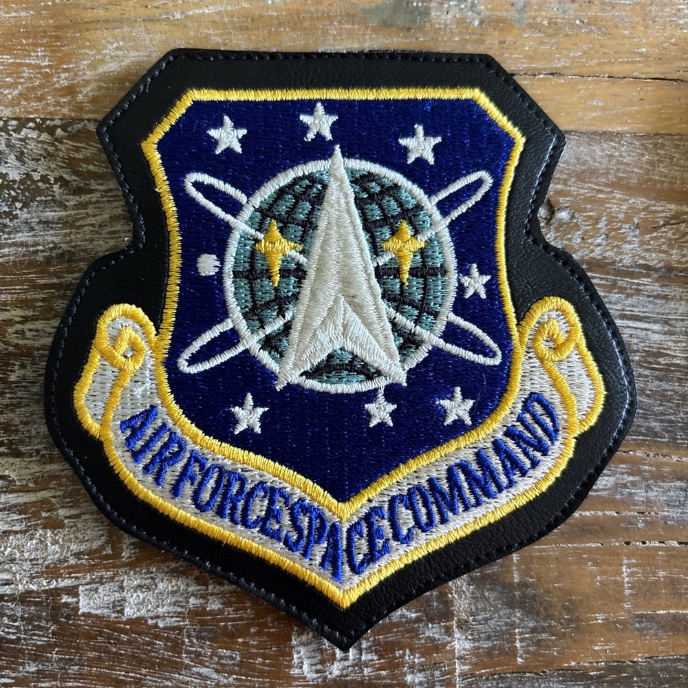 VANGUARD UNITED STATES AIR FORCE PATCH: AIR FORCE SPACE COMMAND - LEATHER