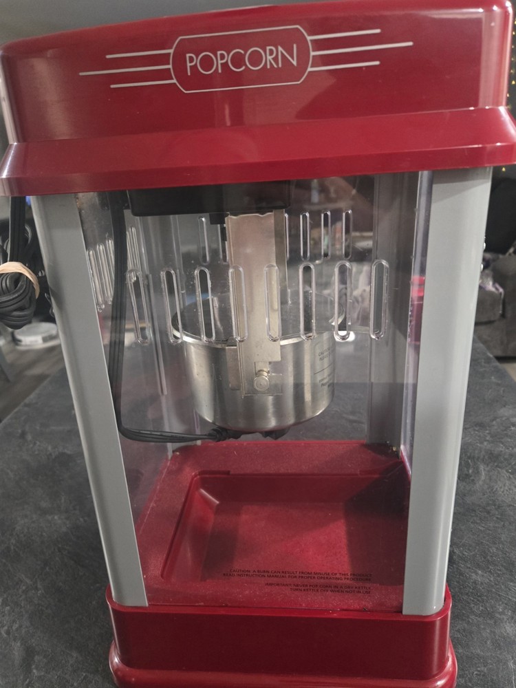 Oster 8 cup Professional Popcorn Maker