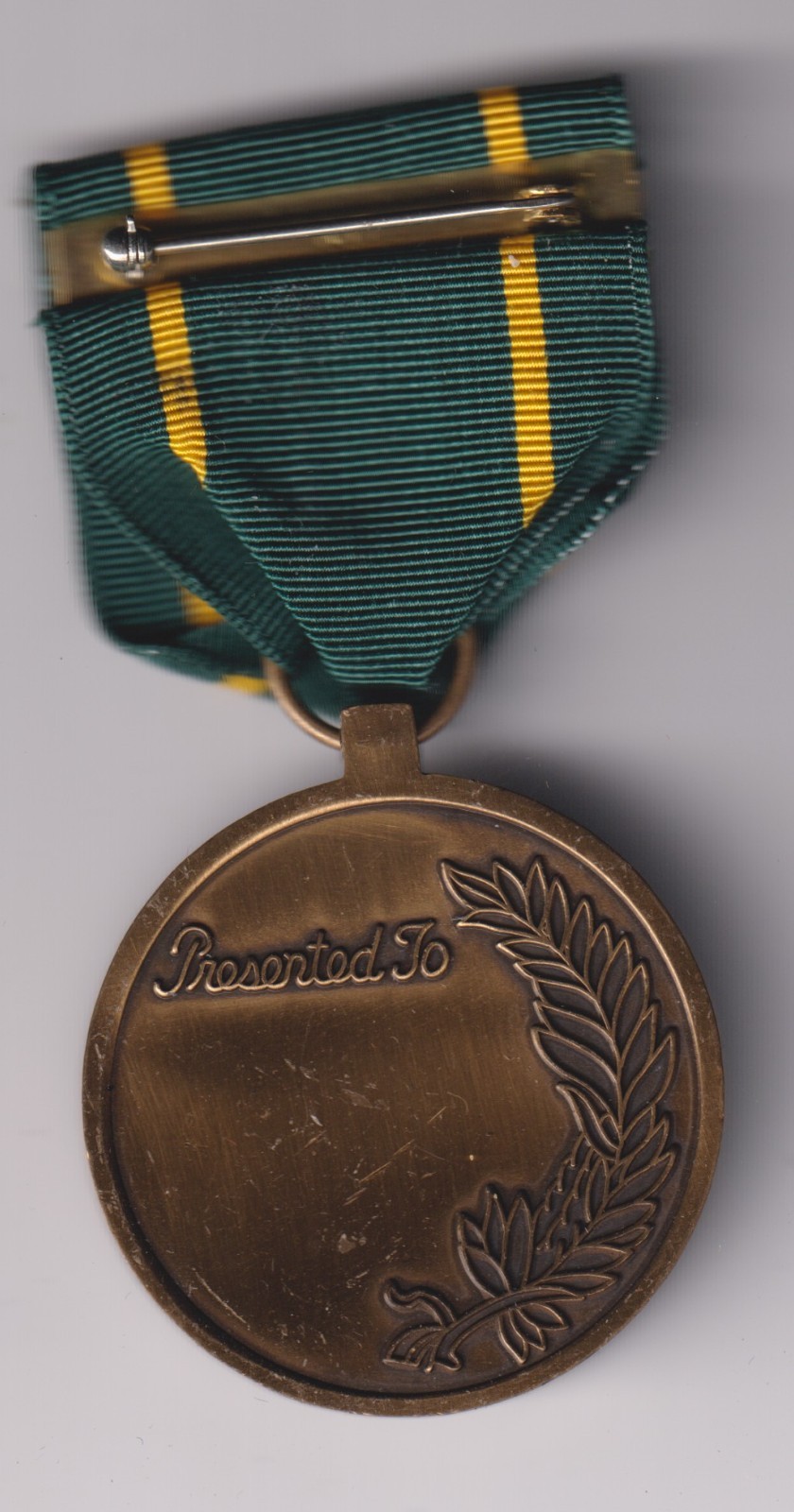 Marine Corps League Distinguished Citizen Award medal unissued green-gold ribbon