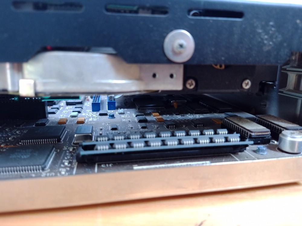 Vintage IBM Personal System/2 Model 30 Desktop Computer 8530-002 Basic 1.1