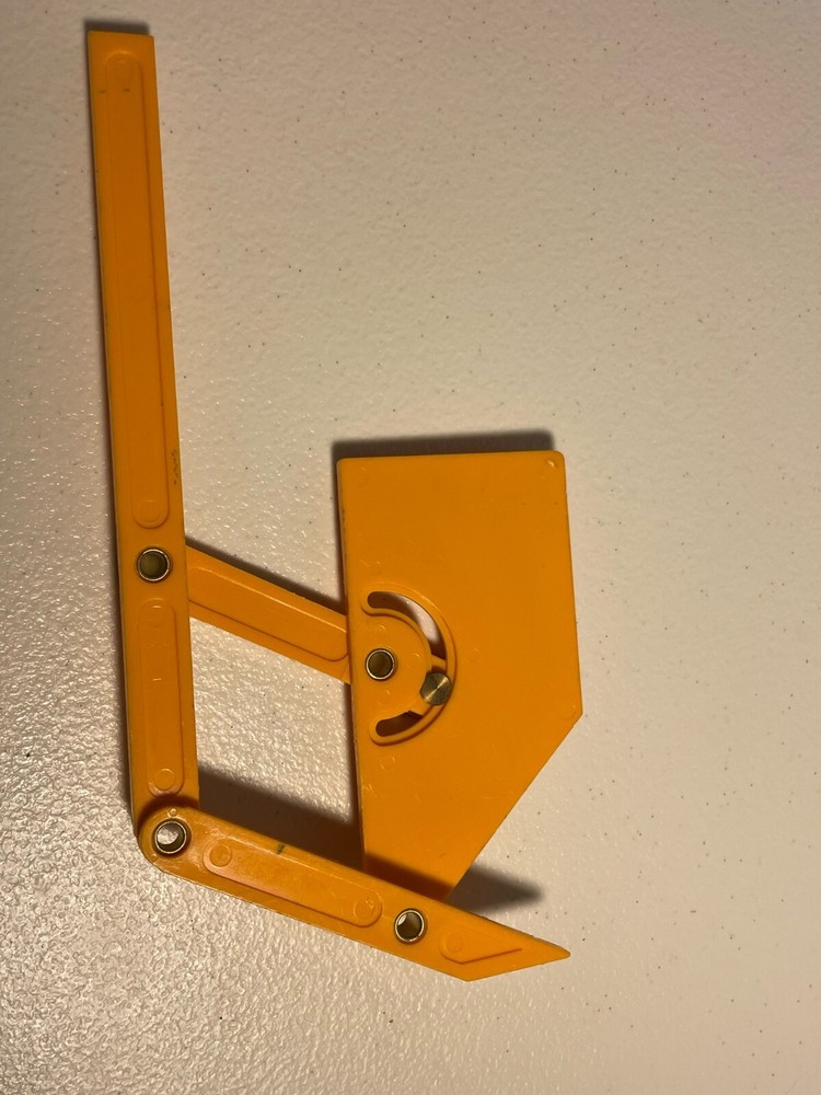 General Tools 29 Plastic Protractor and Angle Finder Yellow measuring tool