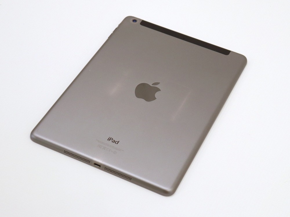 Apple iPad Air 9.7" A1475 64GB Space Gray