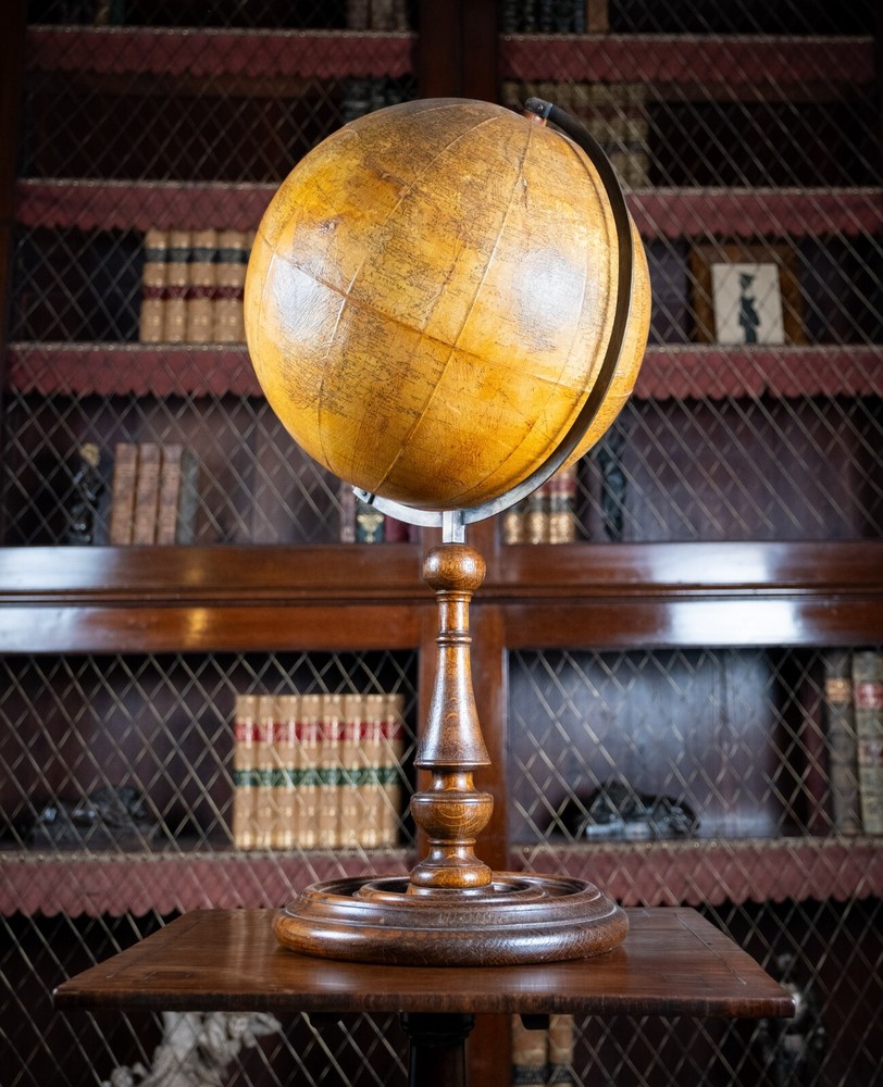 Early 20th Century Philips & Son Library Globe