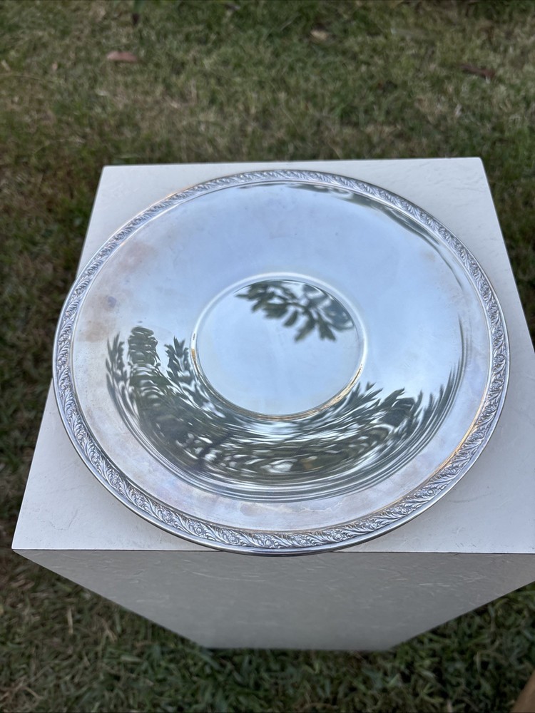 Silver-plated Round serving tray 10.5” Unidentified