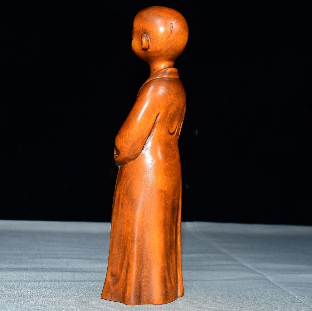 Exquisite Small Leaf Boxwood Monk Ornament