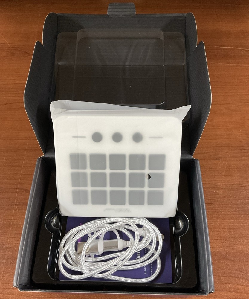 Stream dockStream Dock Streaming Console & Hub customizable LCD Macro keys Conte