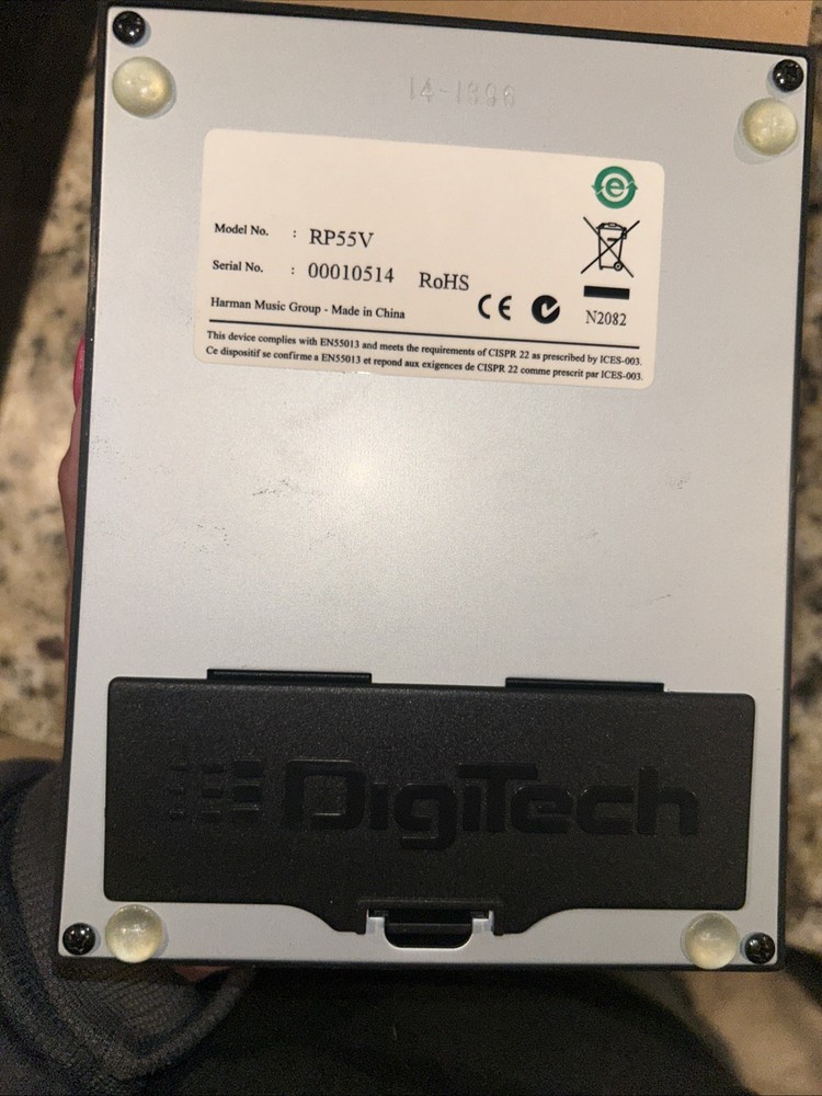 Digitech RP55 Modelling Guitar Processor. Good Multi Effects Pedal.