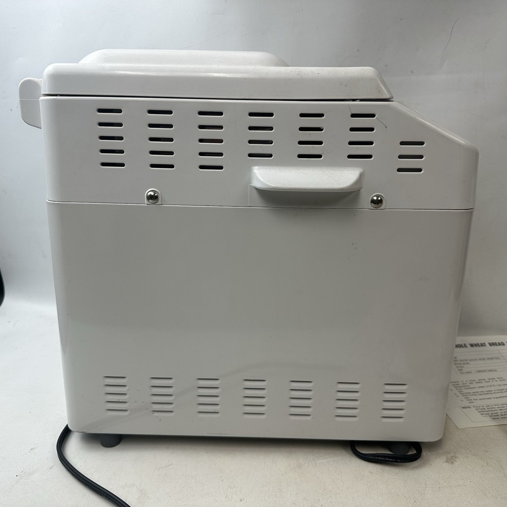 Hitachi HB-B101 Automatic Bread Machine With Manual Tested Works